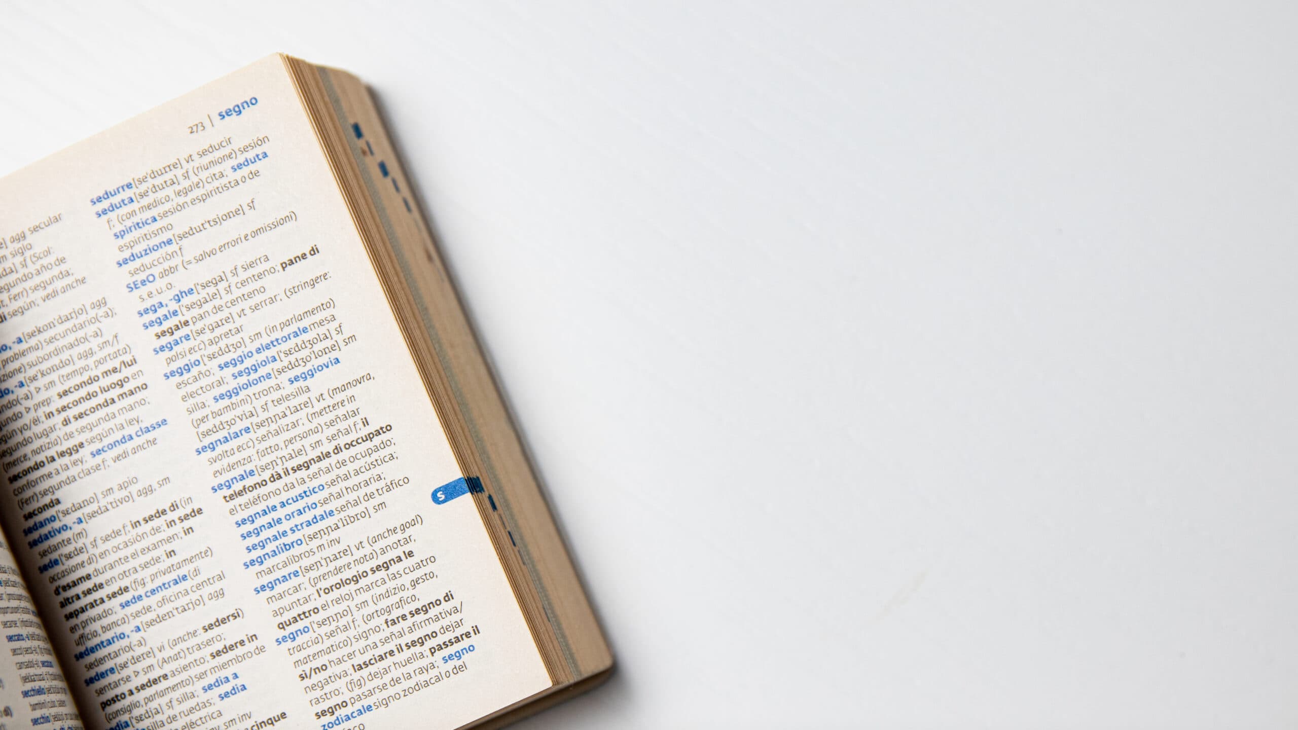 Au-delà des bases : parler idiomatique sans paraître forcé