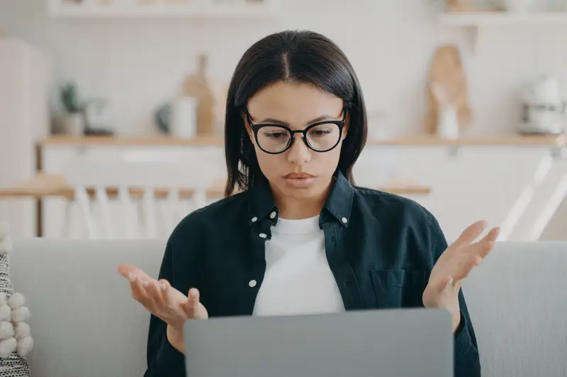 Fautes d’orthographe fatales : les 5 erreurs qui font chuter votre score